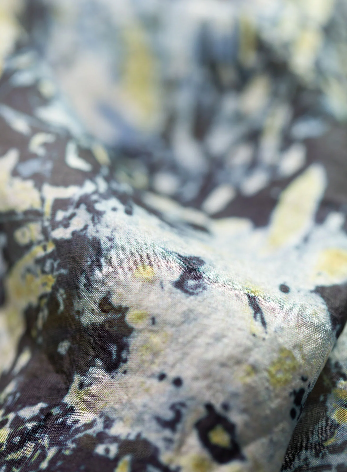 Marble Silk Bandana - Image 2