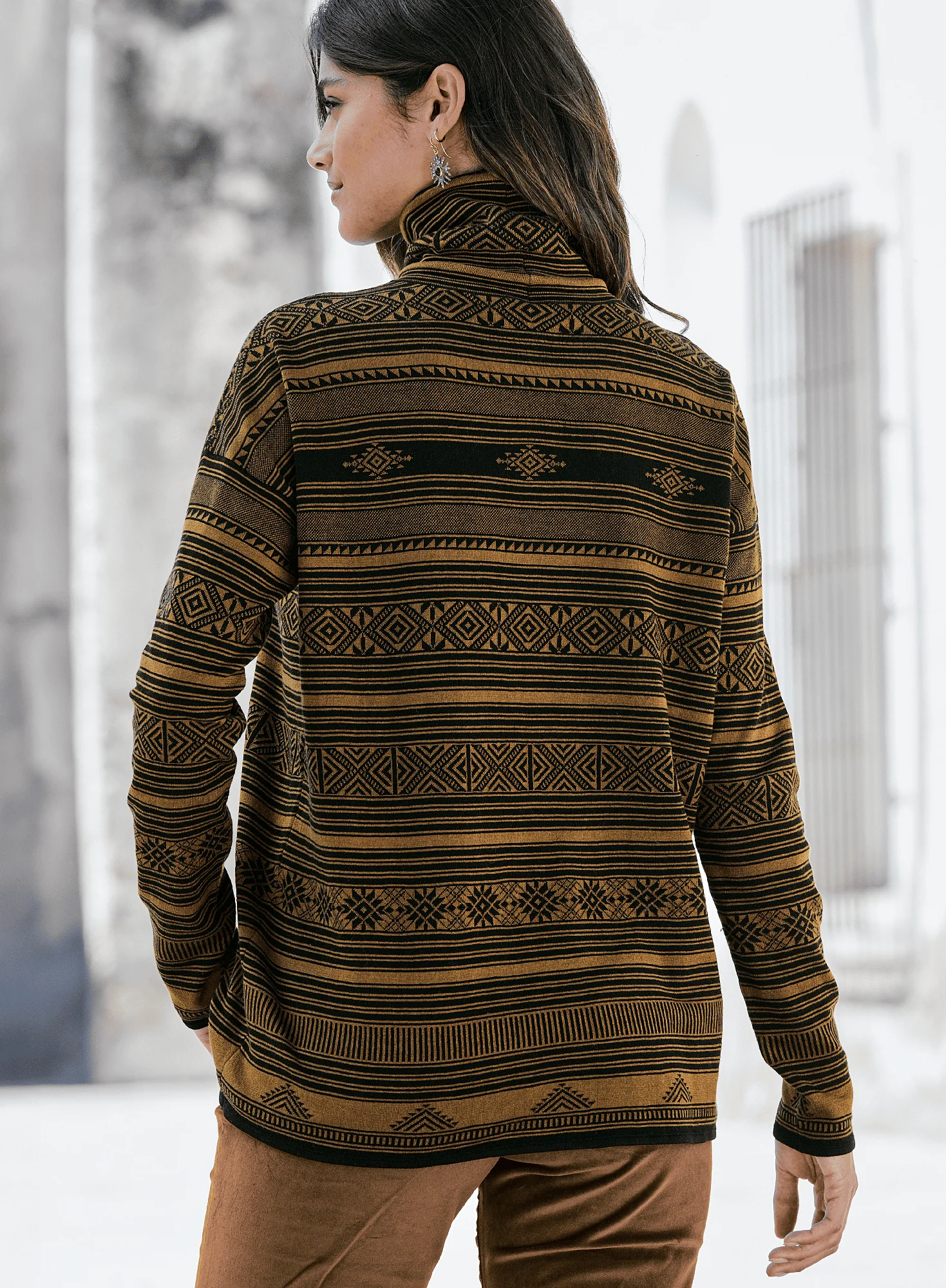 Merida T-Neck - Image 2