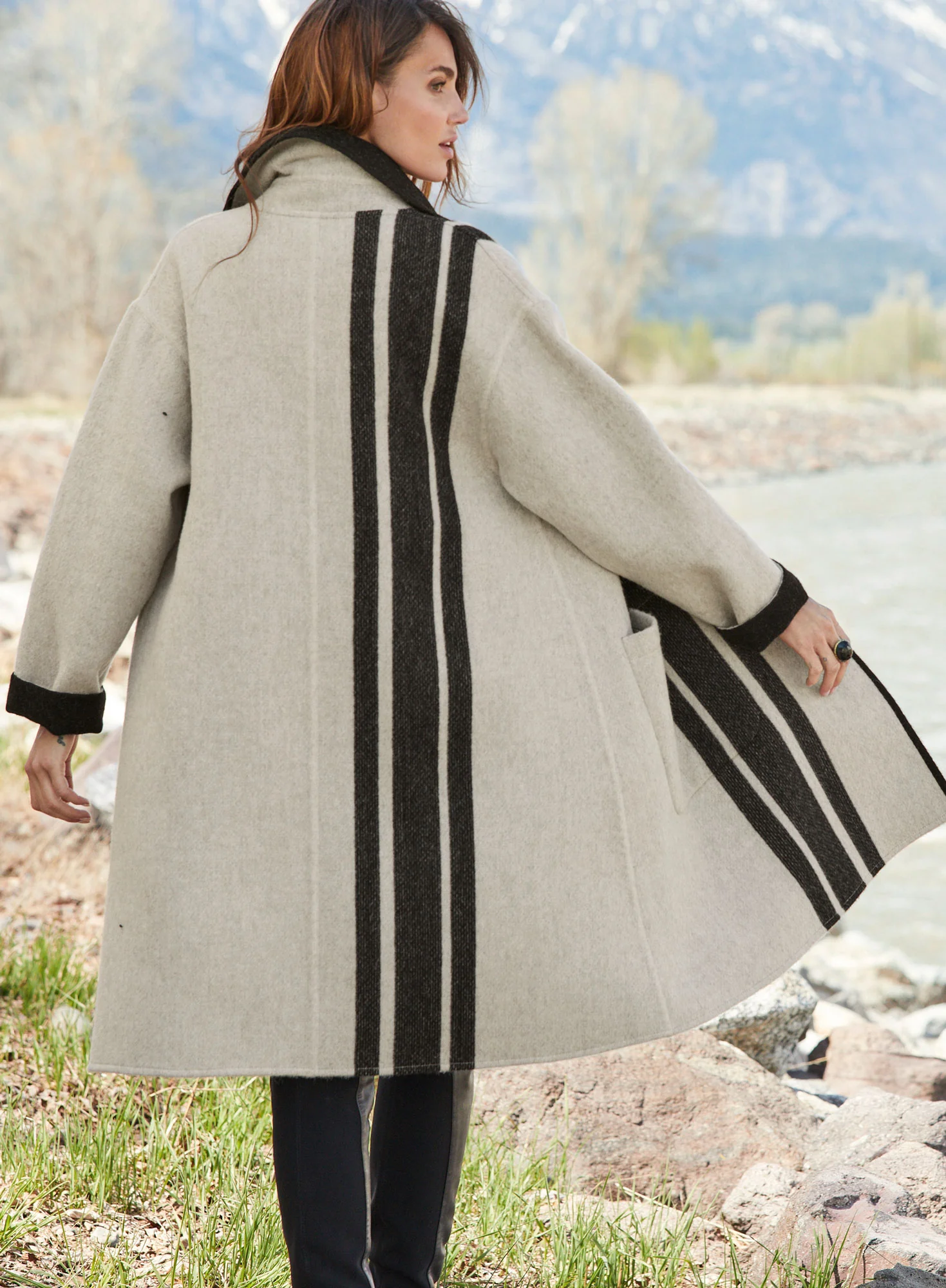 Metropol Coat - Image 2