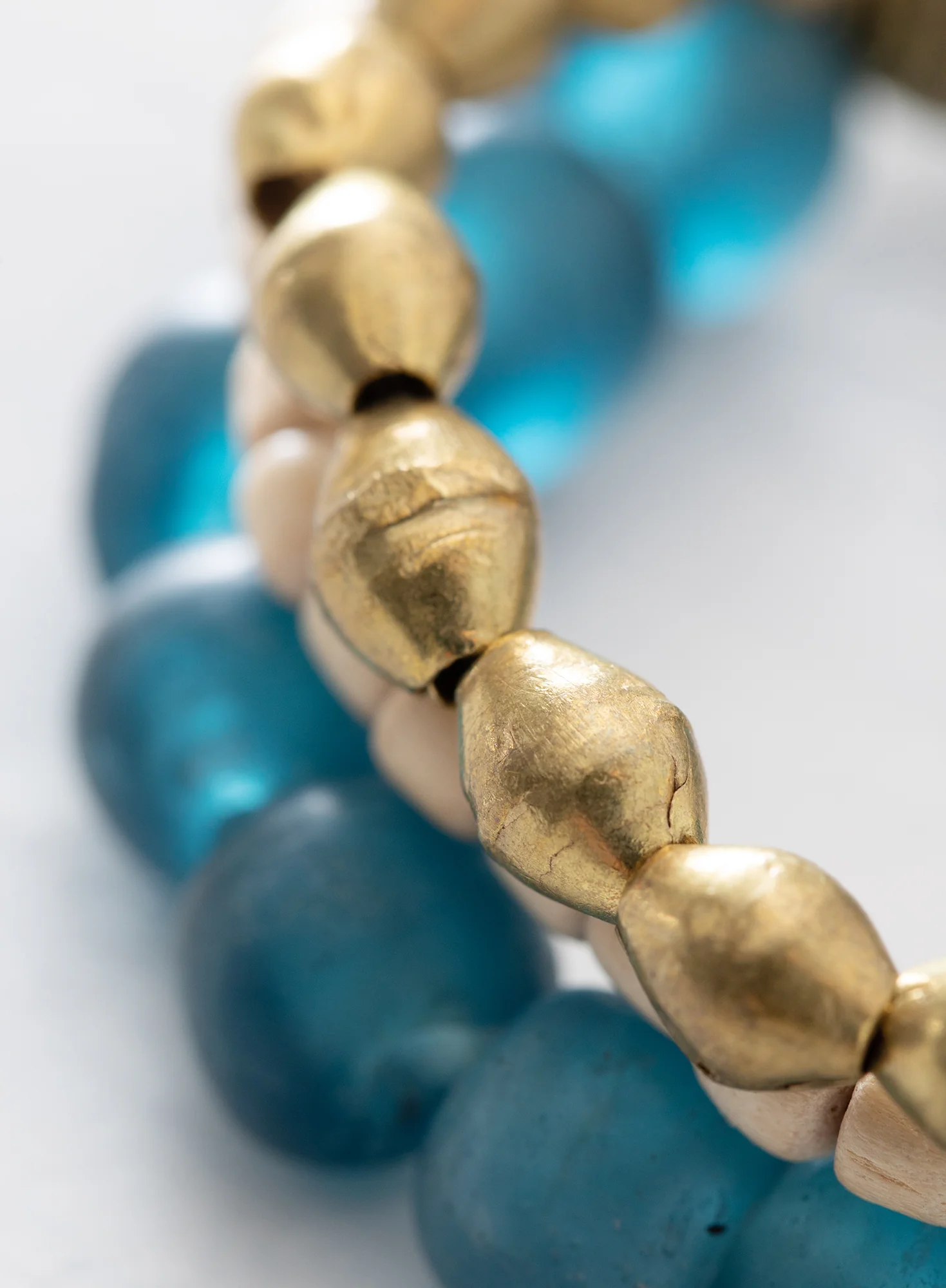 Nefertiti 3-Strand Stretch Bracelet - Image 2