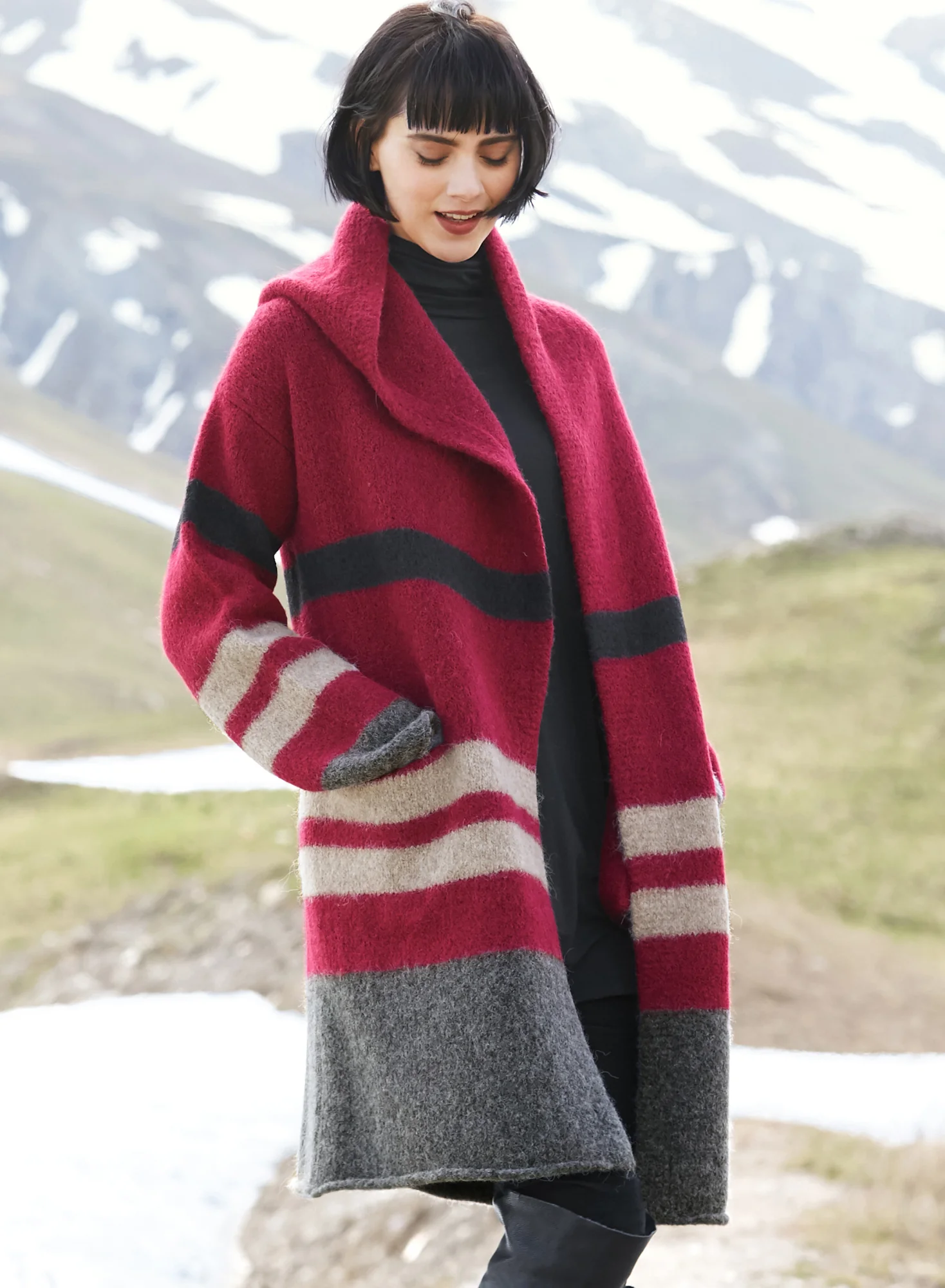 Nunavut Blanket Coat - Image 6