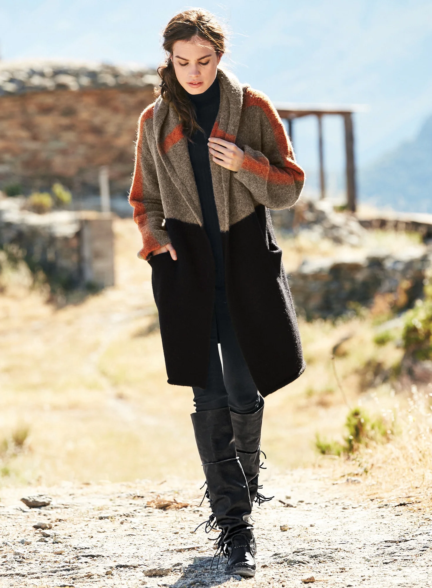 Nuvuk Blanket Coat - Image 5