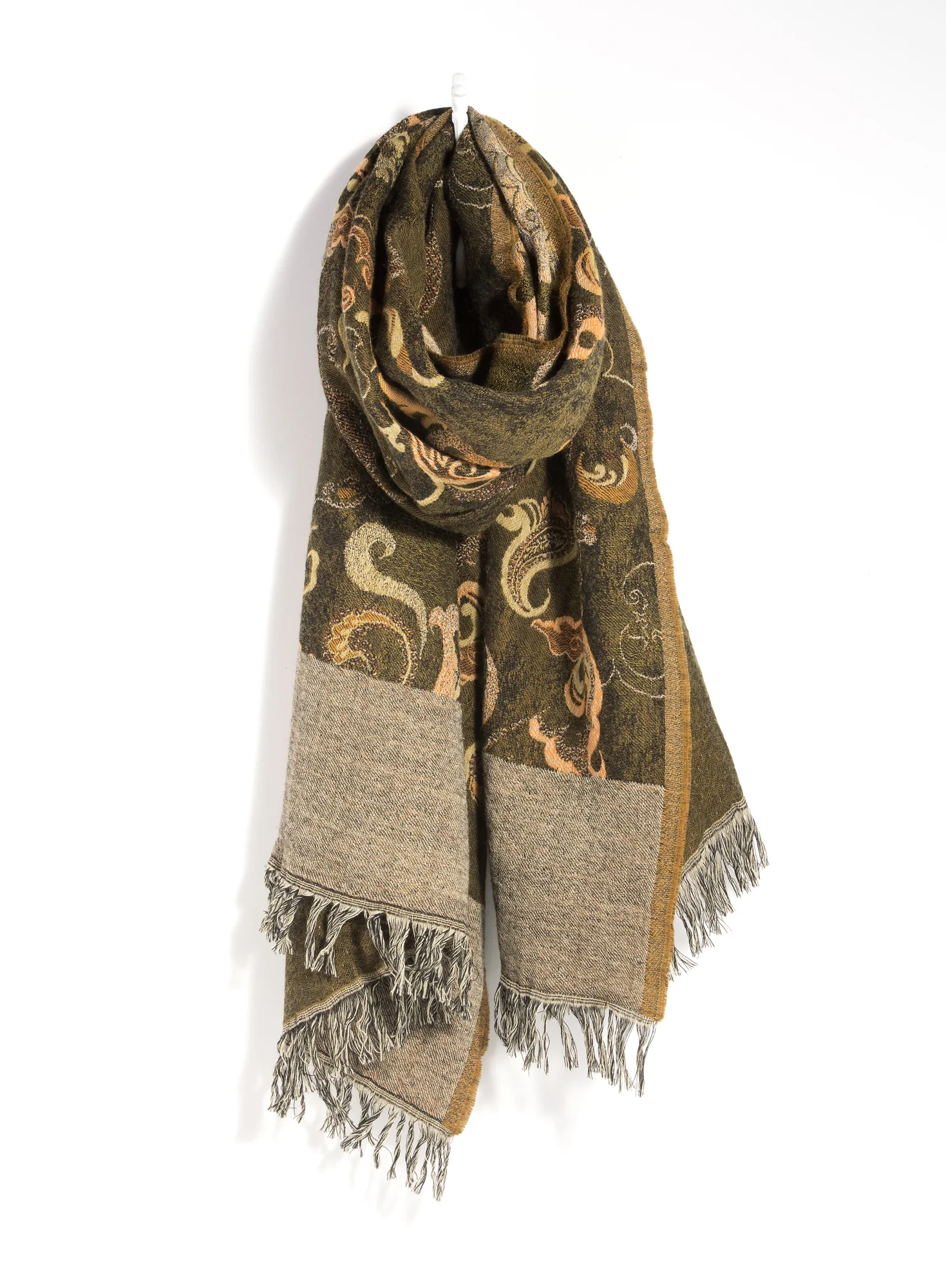 Oriental Vine Shawl