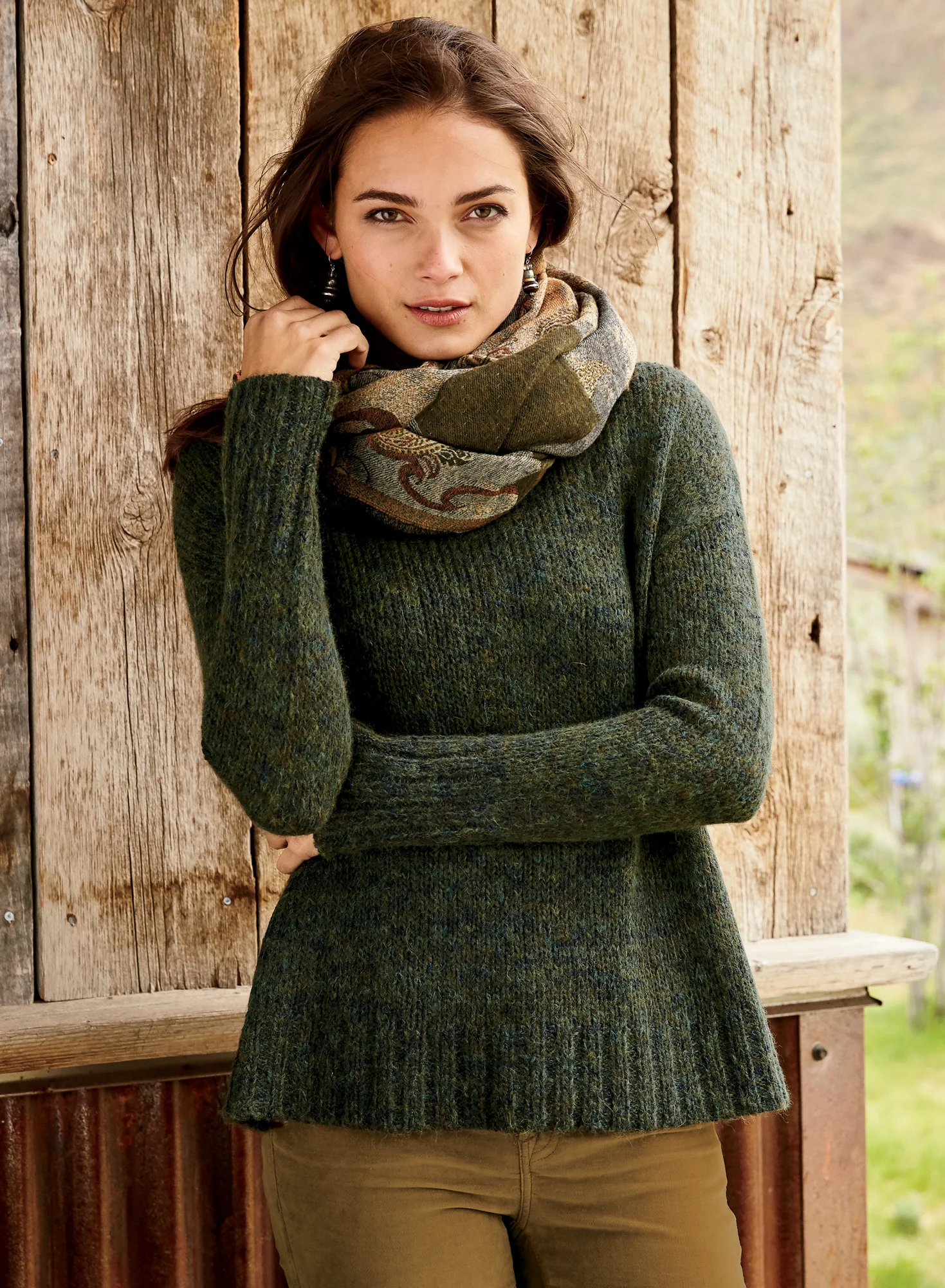 Oriental Vine Shawl - Image 4