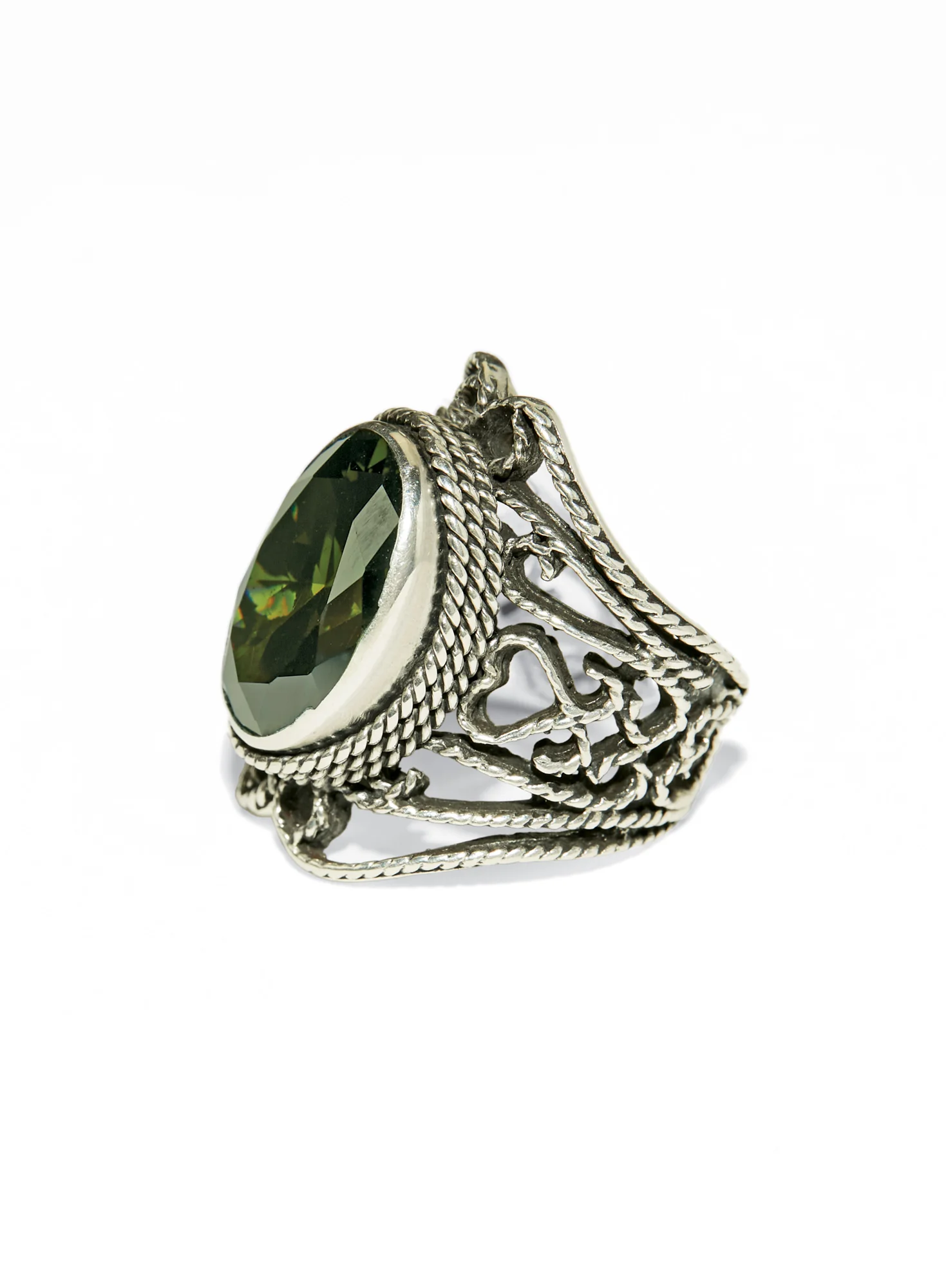 Pre-Raphaelite Ring
