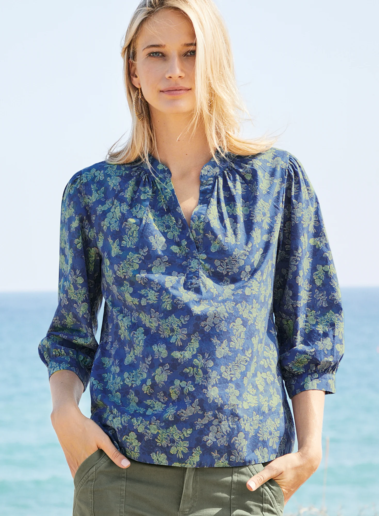 Rosebud Top