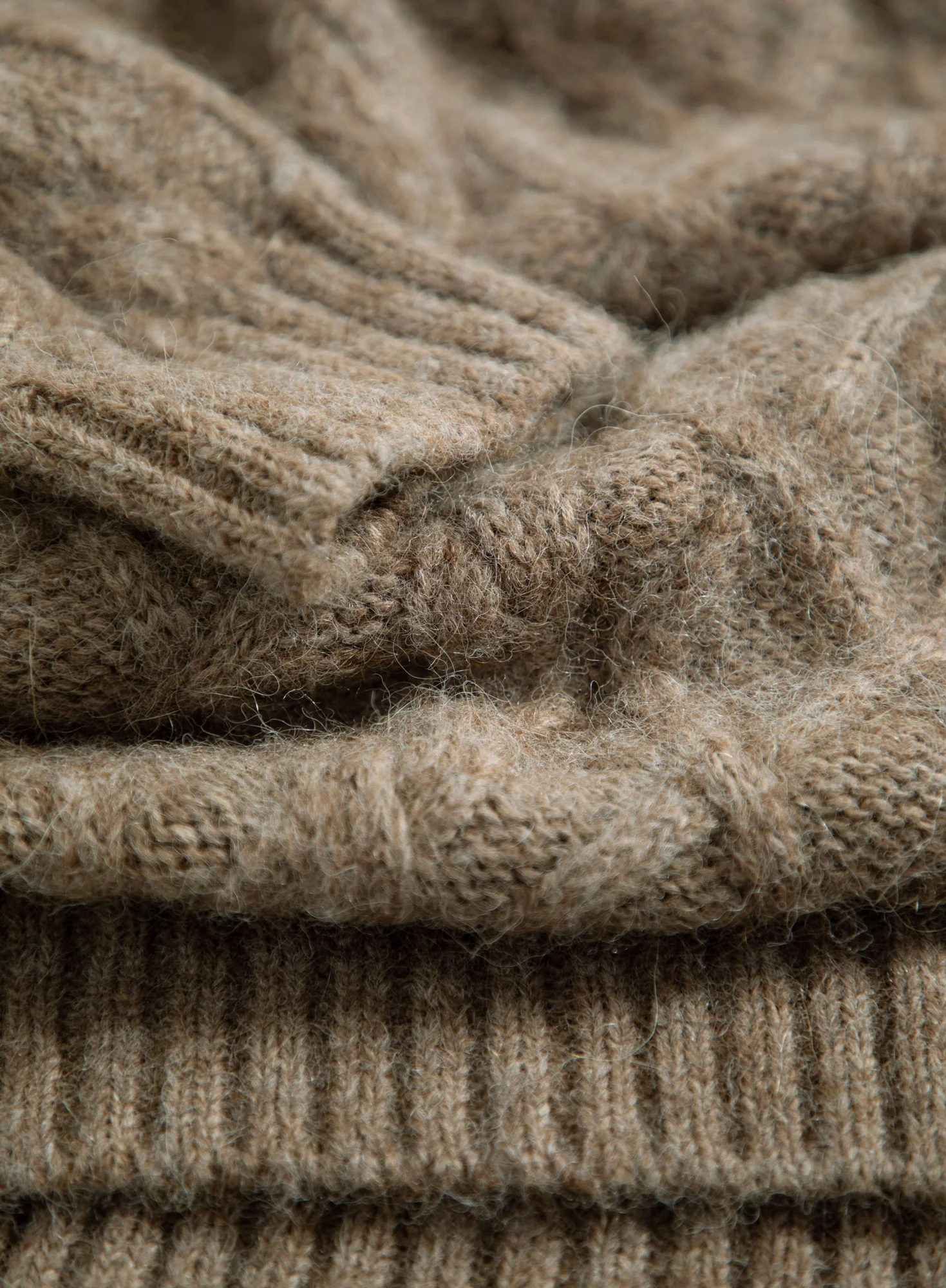 Rossland Pullover - Image 2