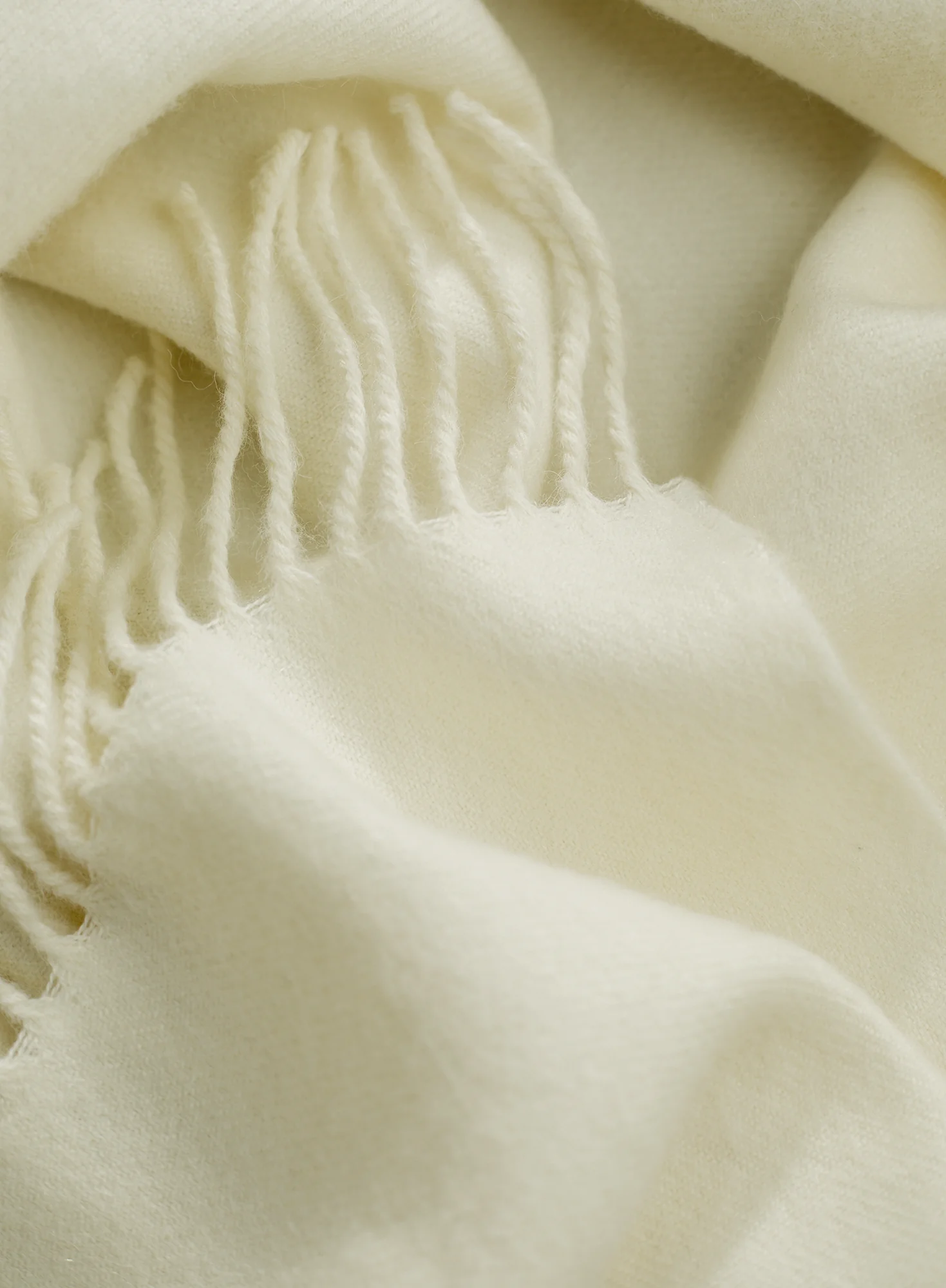 Royal Alpaca Throw - Image 3