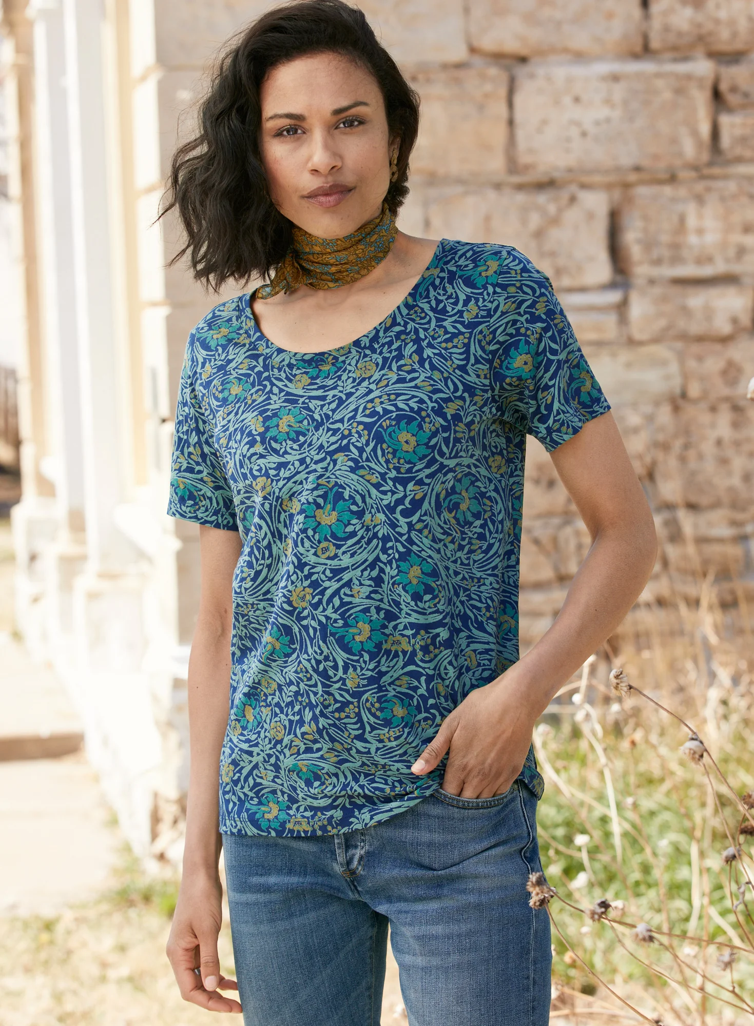 Sevilla Tee - Image 6