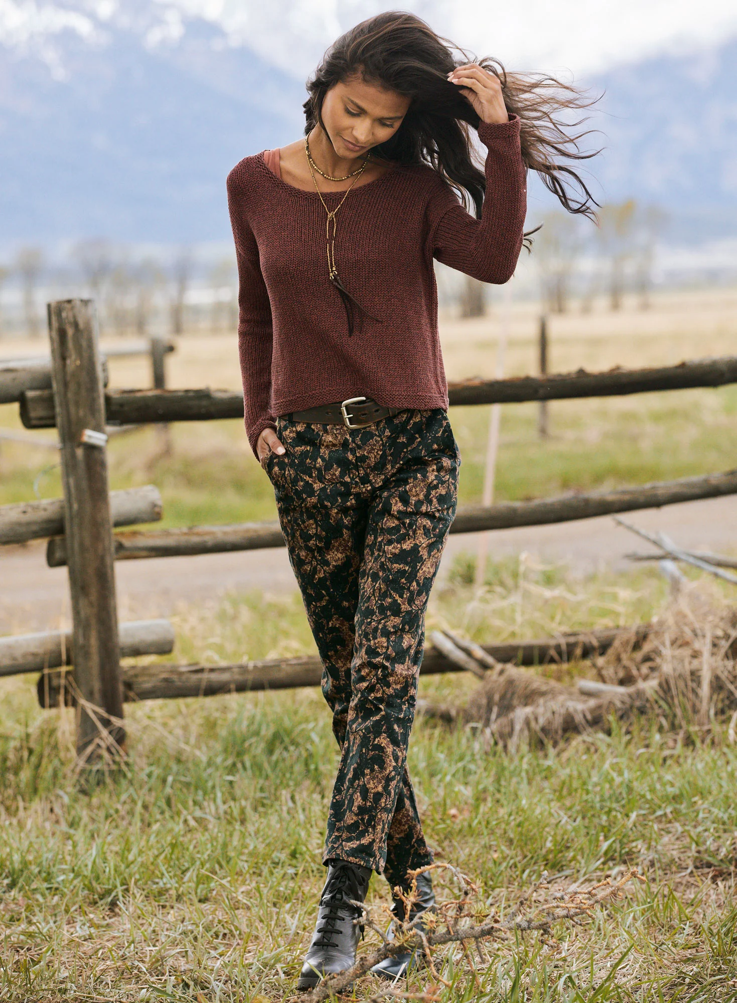 Shadow Vine Trousers - Image 4