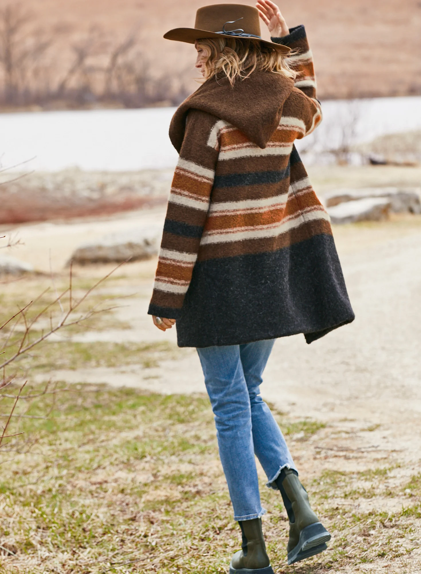 Sitka Blanket Coat - Image 2
