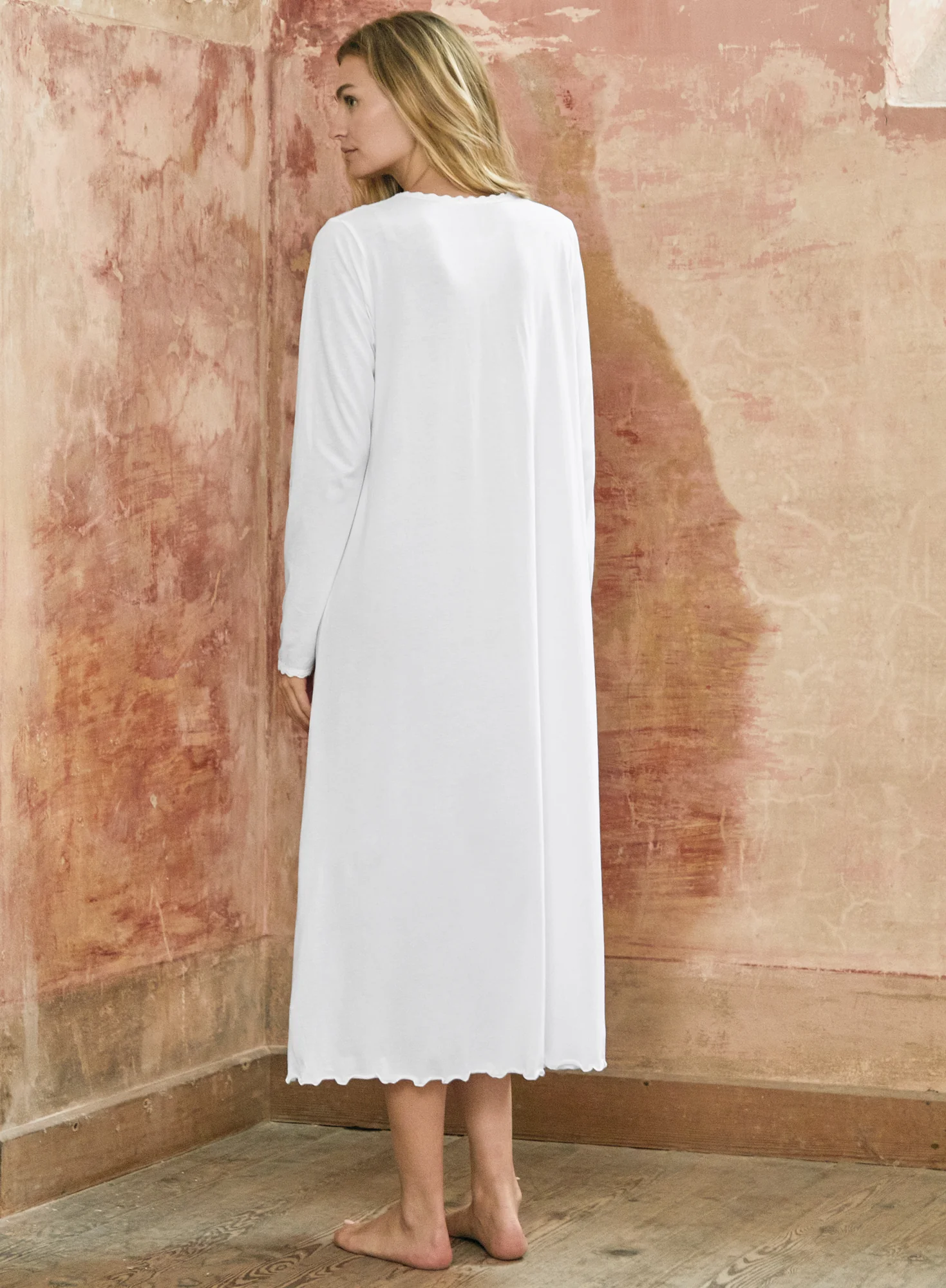 Snowscape Nightgown - Image 2