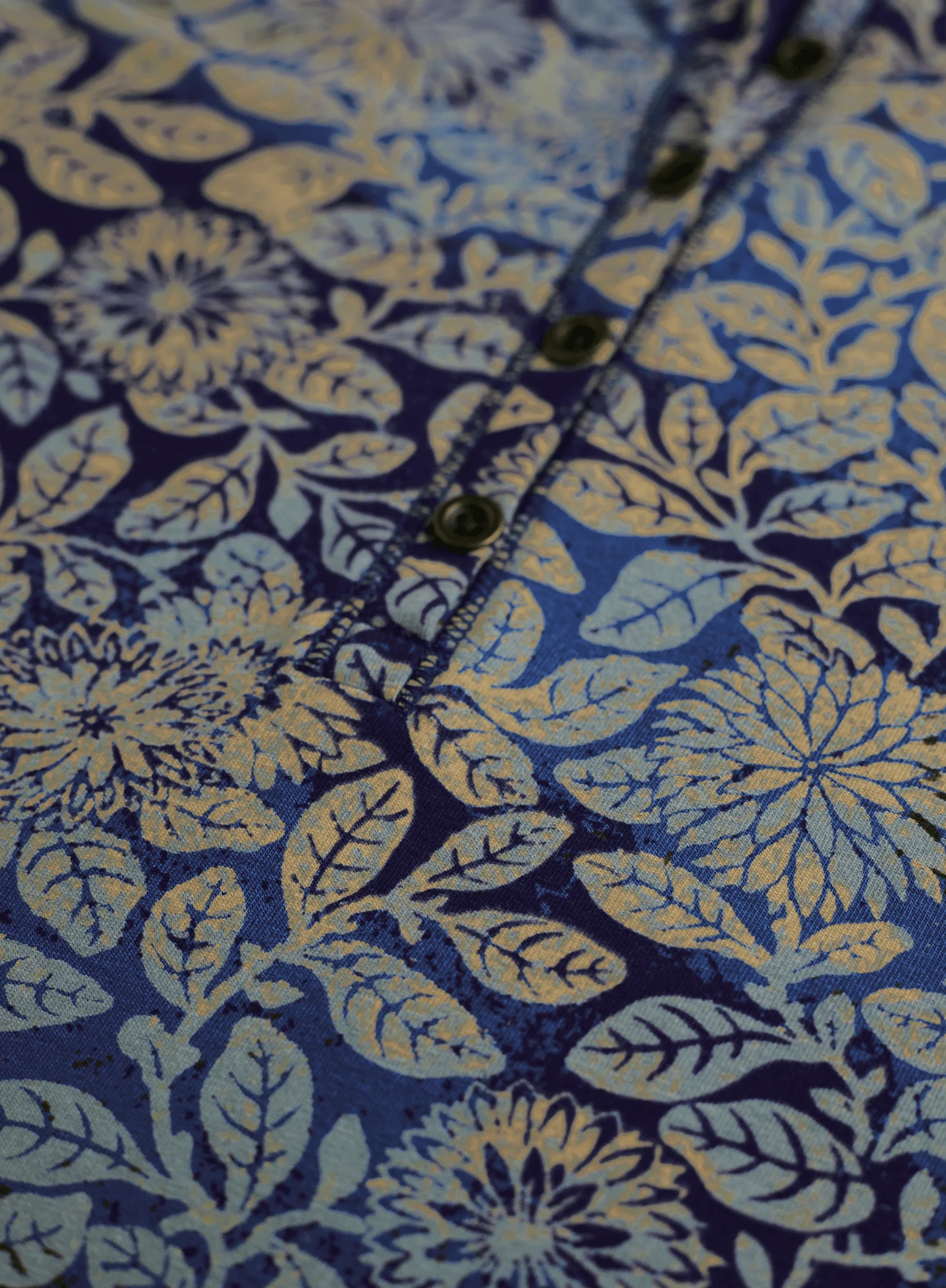 Stencil Vine Henley - Image 3