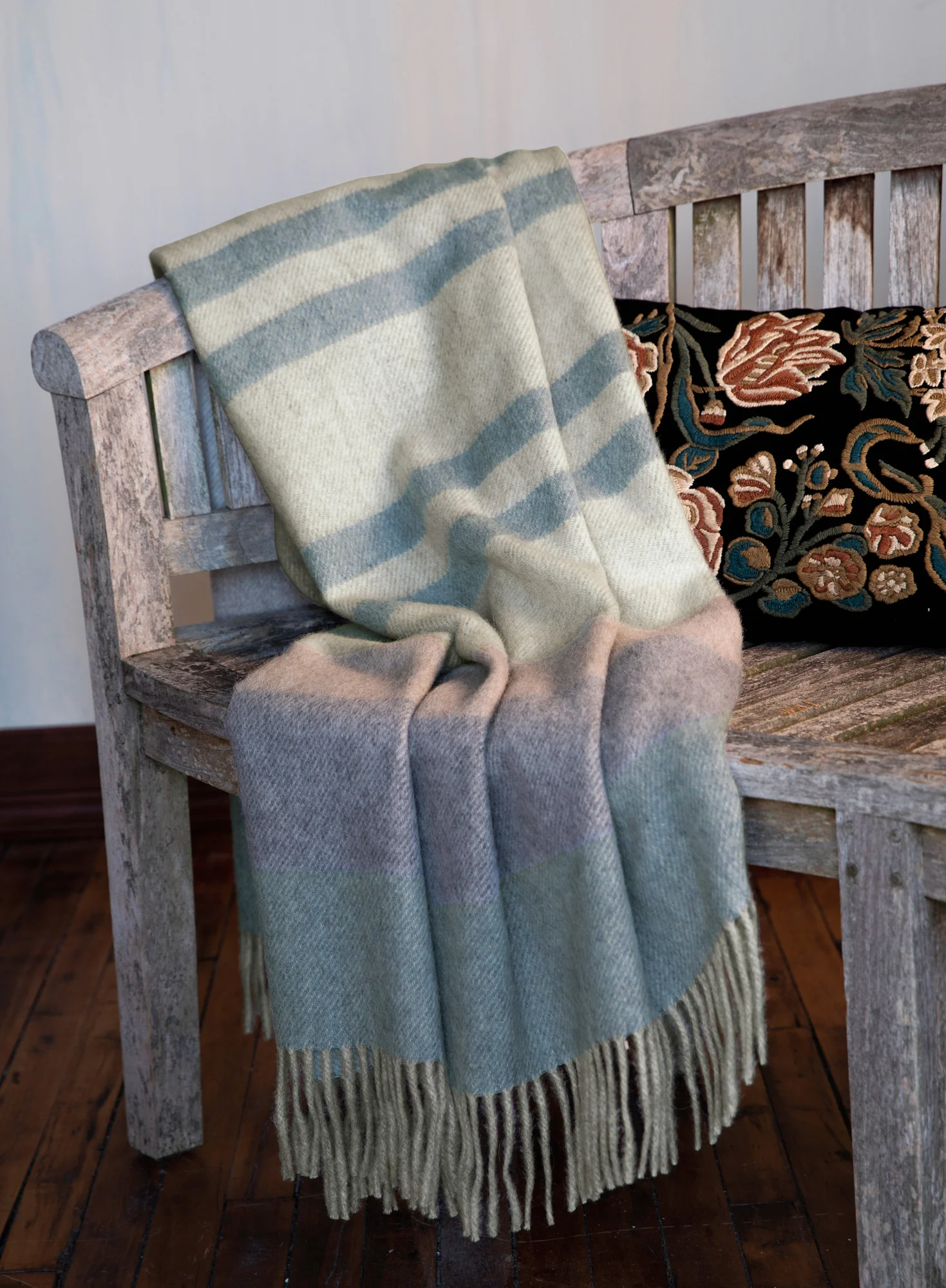Striped Throw - Image 3