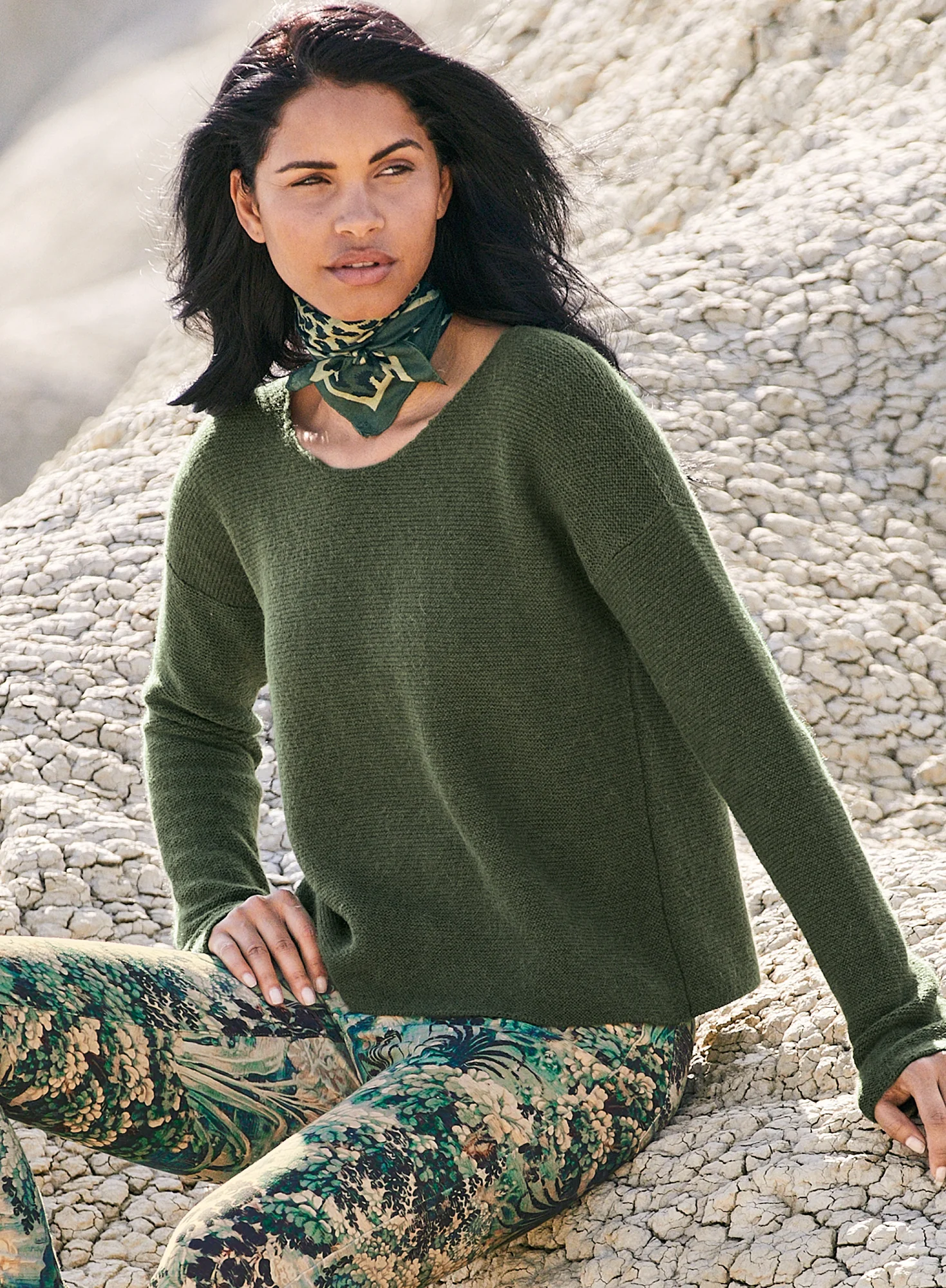 Studio Pullover