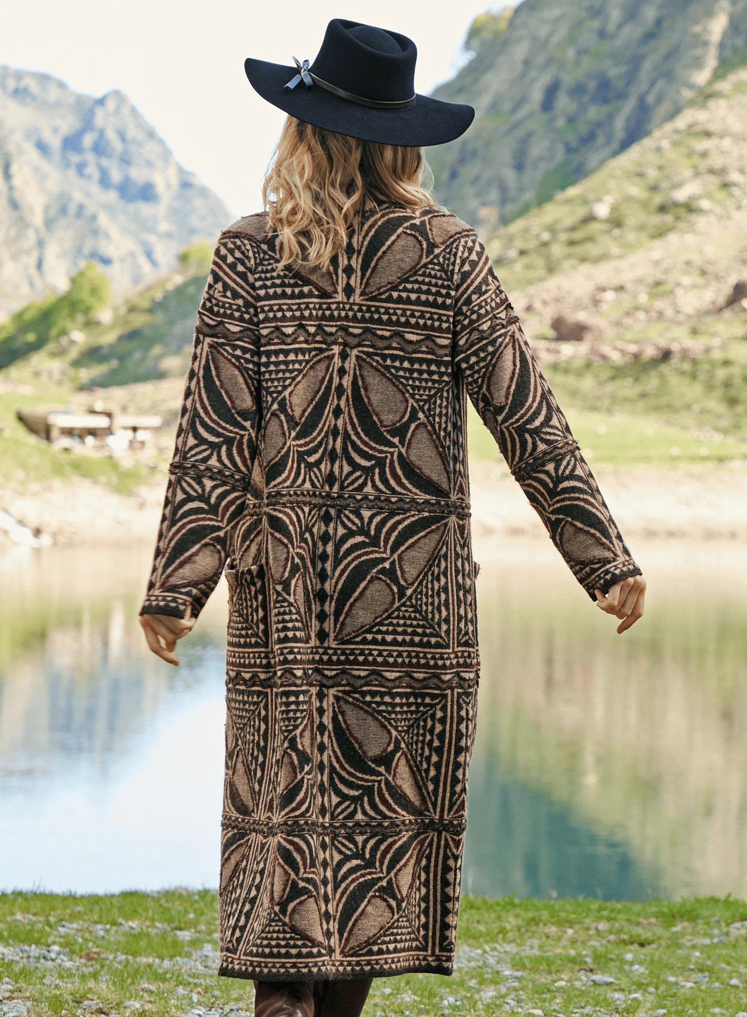 Tapa Coat - Image 2