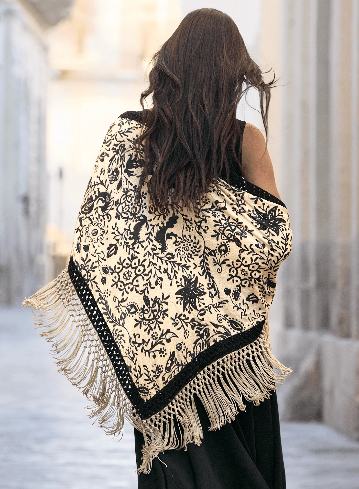 Valencia Shawl - Image 2