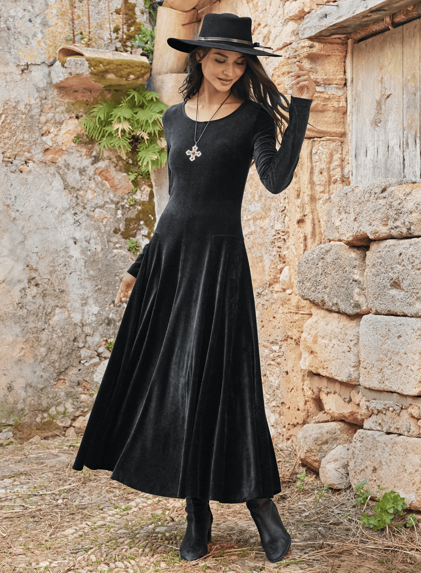 Velour Marais Dress - Image 4