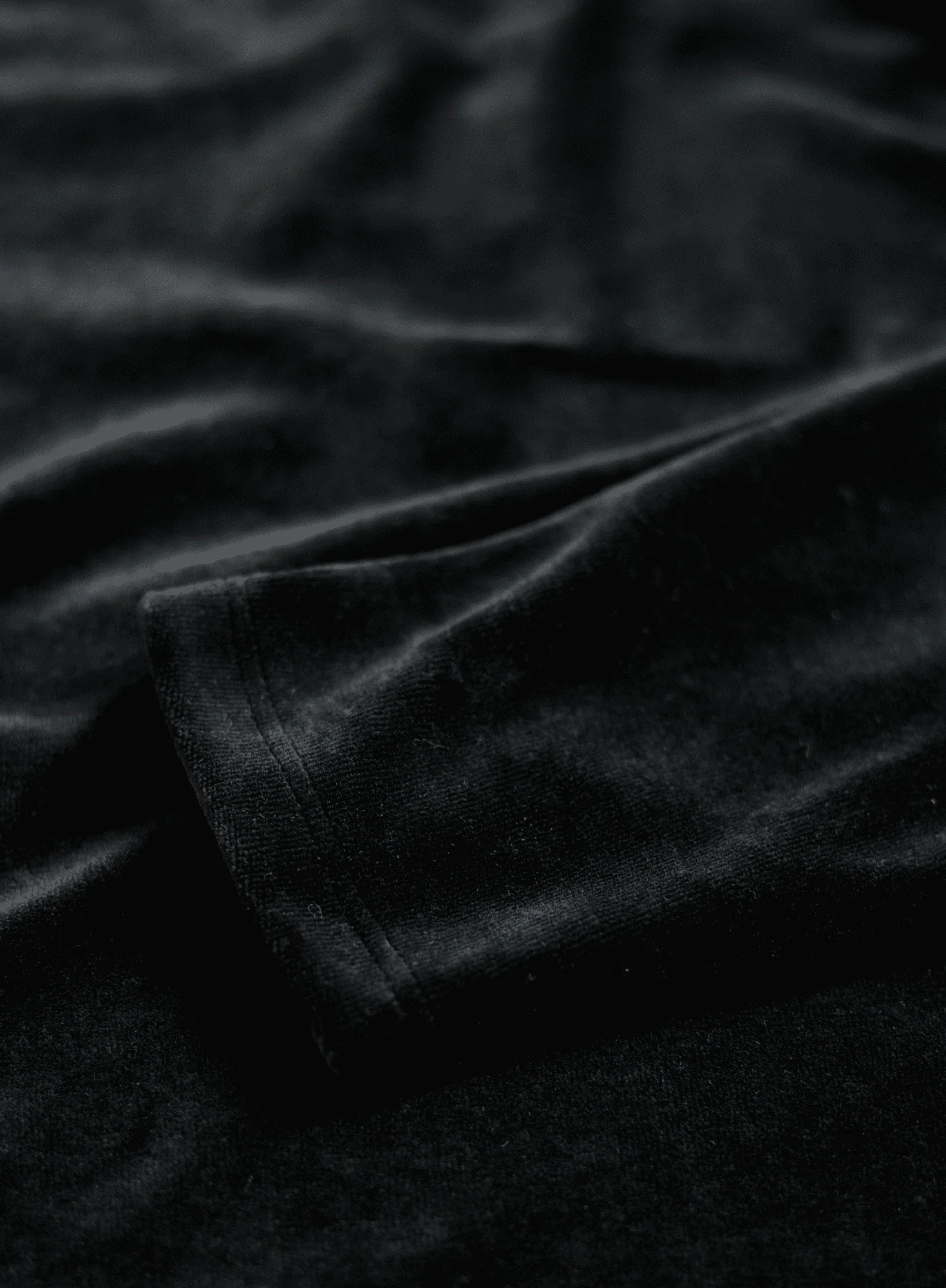 Velour Victoria Top - Image 2
