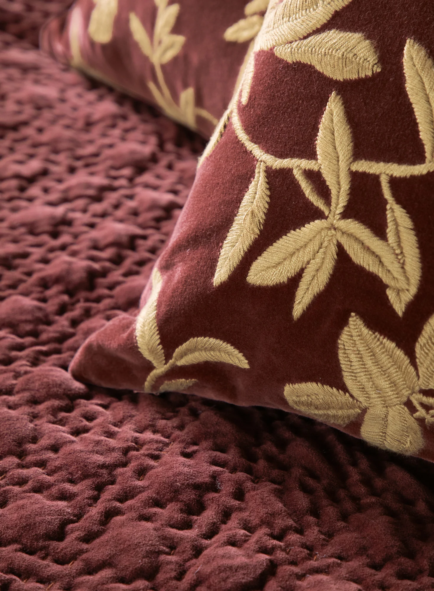 Velvet Coverlet Set - Image 2