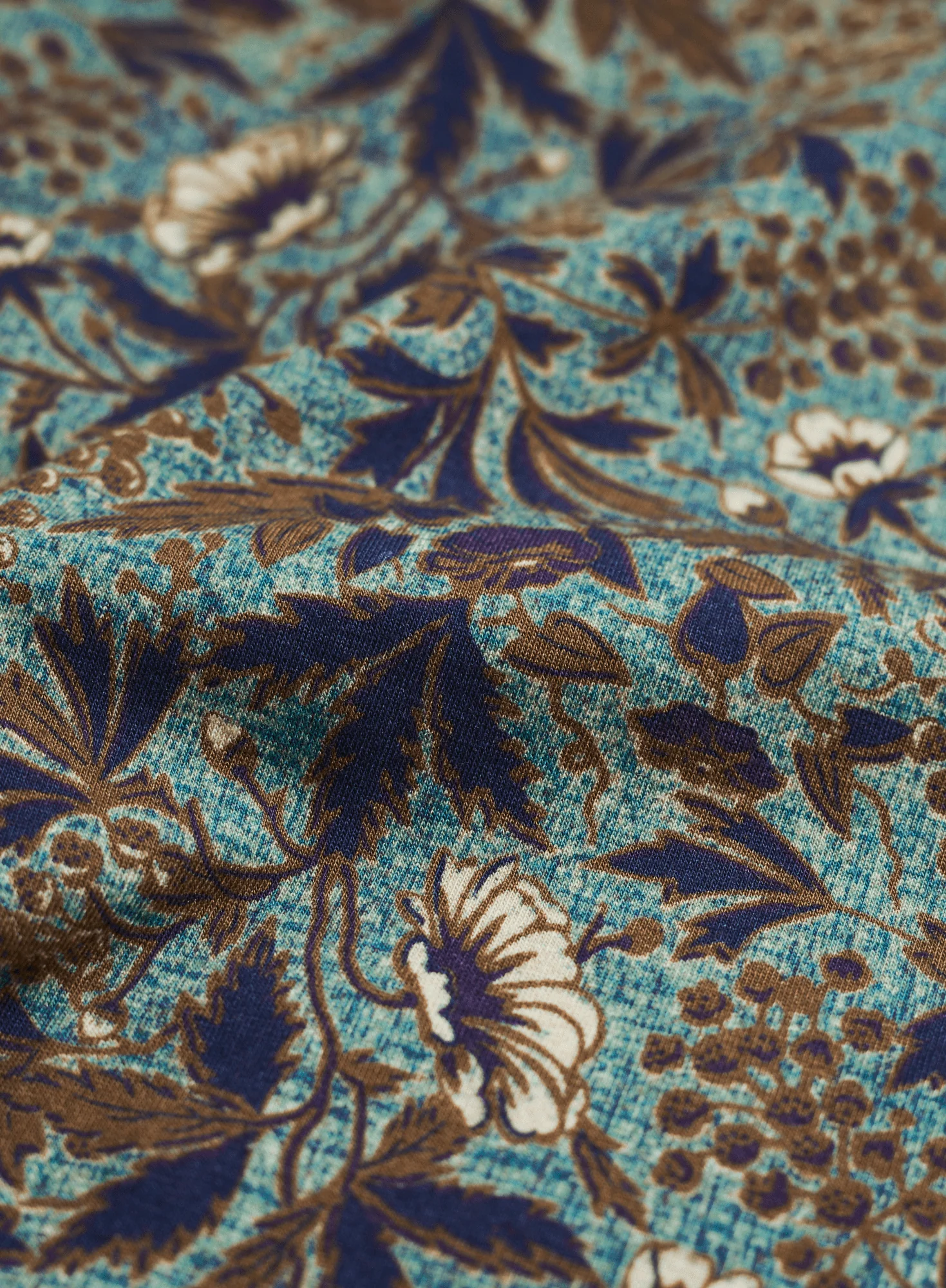 Vining Rosette T-Neck - Image 3