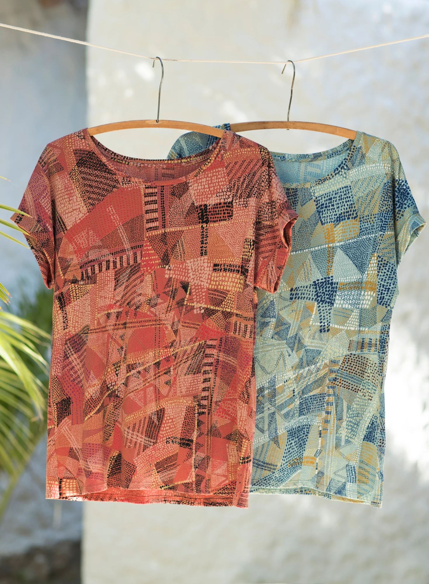 Walkabout Tee