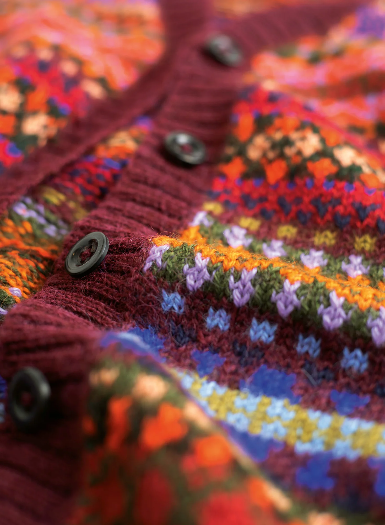 Windsor Buttoning Waistcoat - Image 2