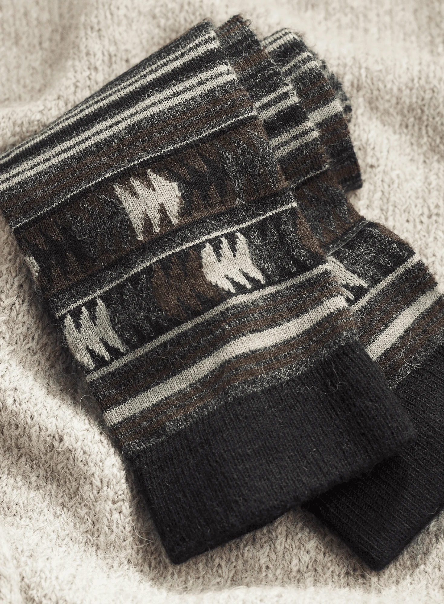 Women's Striped Arrowhead Socks